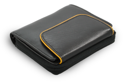 Černá dámská kožená peněženka s klopničkou a světle hnědým lemem